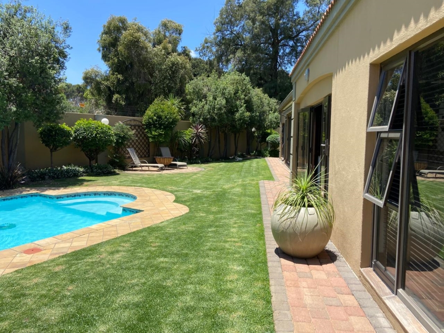 To Let 5 Bedroom Property for Rent in Jim Fouchepark Free State